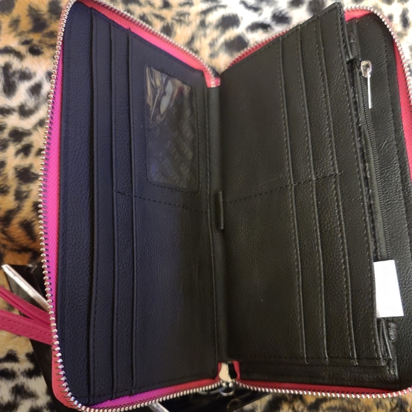 Steve Madden Wallet - Picture 2 of 11